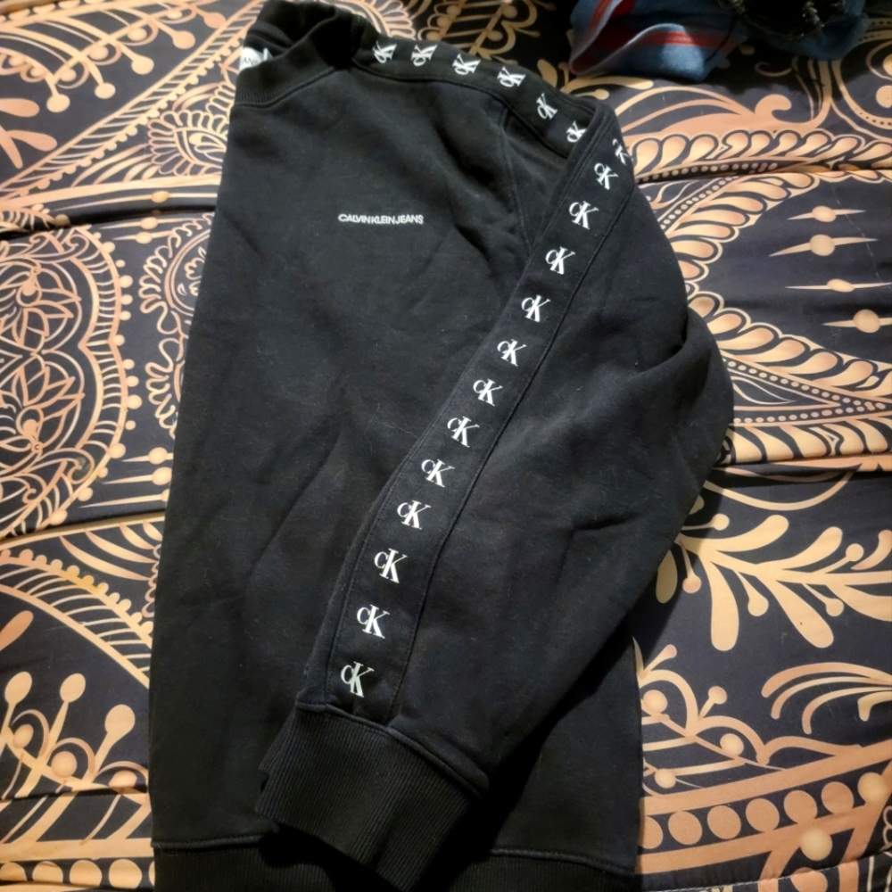 Calvin Klein sweater